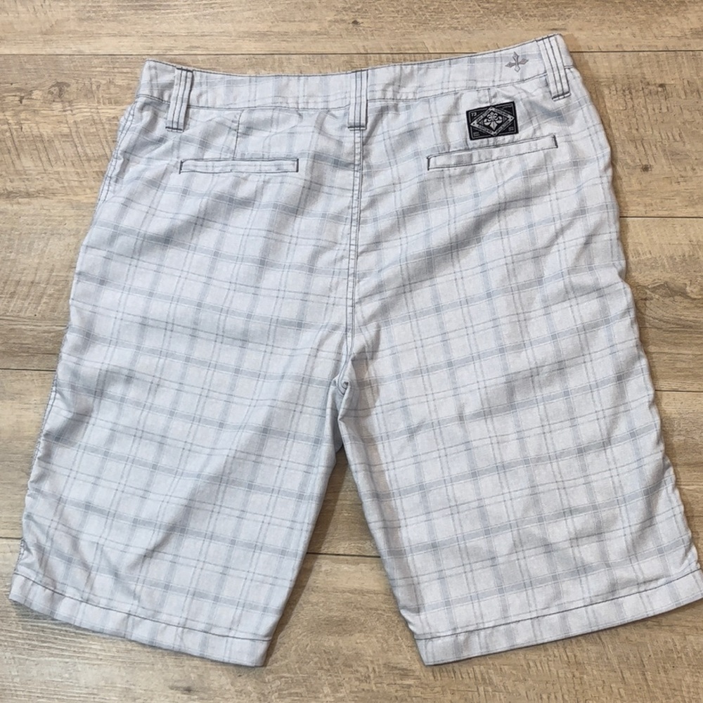 Affliction Men’s Anderson Plaid Walkshorts Size 36 - Picture 9 of 9